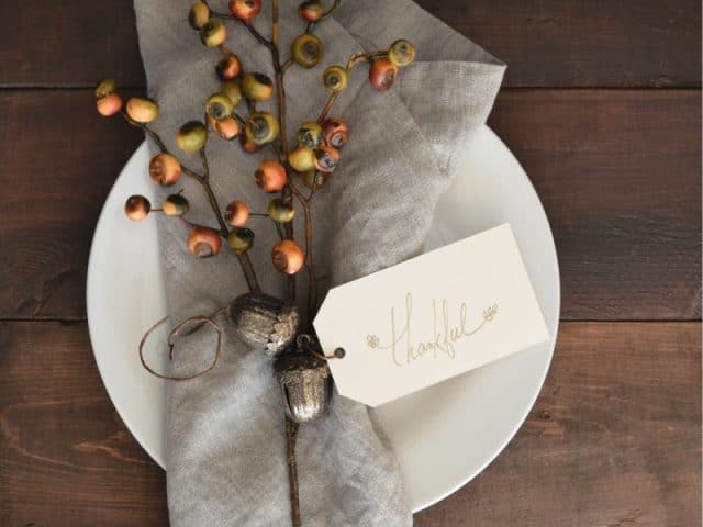 Craft the Perfect Farmhouse Tablescape with These Must-Have Elements