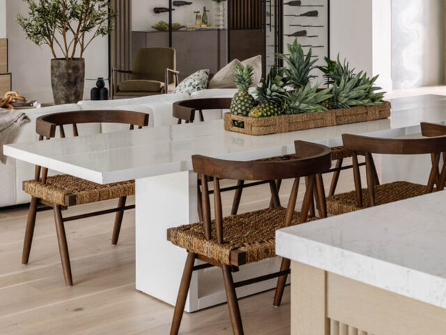 Nature-Inspired Coastal Oasis in Park Shore